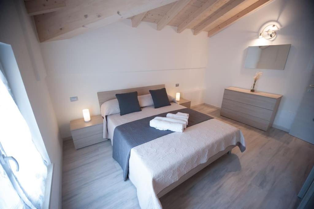 Appartement Casa Gemma - Big Family House With Free Parking à San Giovanni Lupatoto Extérieur photo