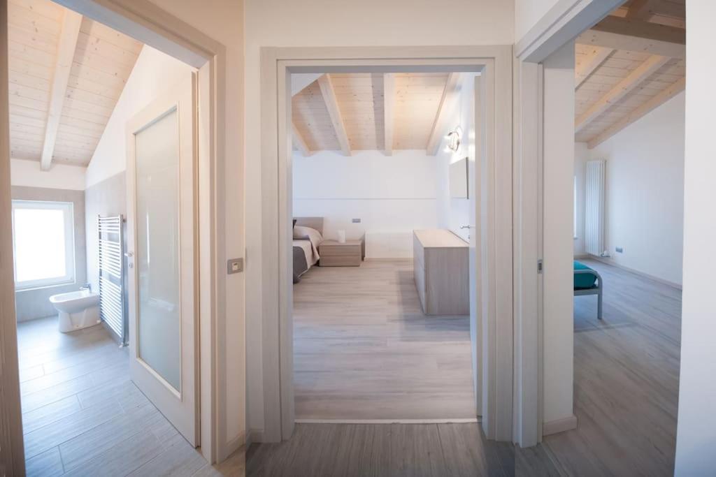 Appartement Casa Gemma - Big Family House With Free Parking à San Giovanni Lupatoto Extérieur photo