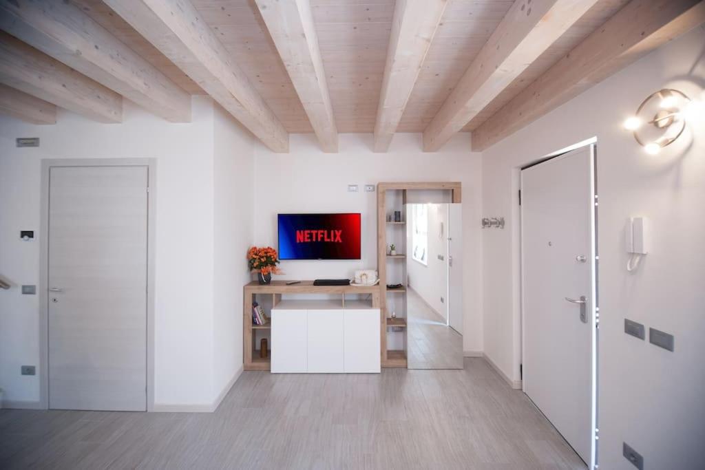 Appartement Casa Gemma - Big Family House With Free Parking à San Giovanni Lupatoto Extérieur photo